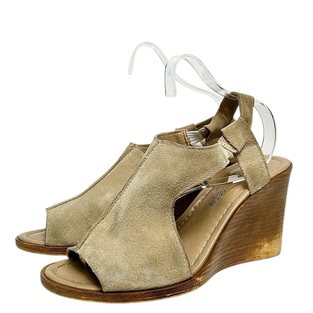 Barbara Barbiere Wedge Brown Tan Suede with Strap Sandals Size 8